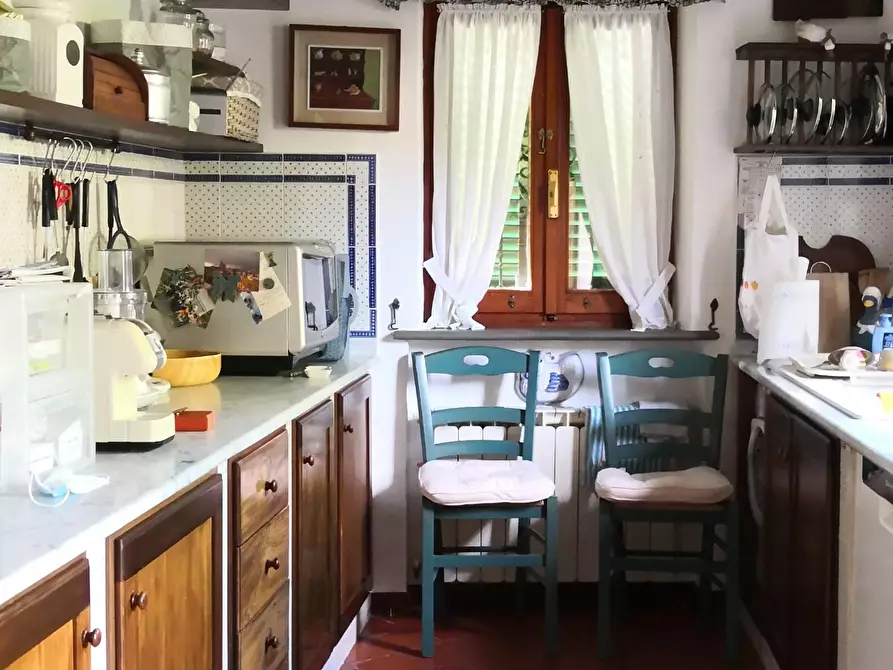 Immagine 11 di Appartamento in vendita  a Livorno