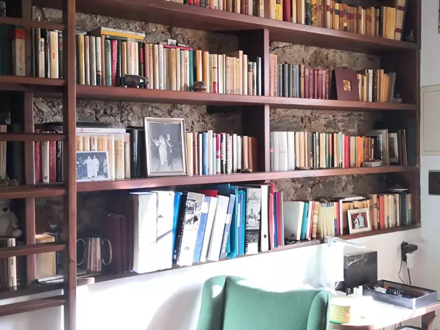 Immagine 15 di Appartamento in vendita  a Livorno