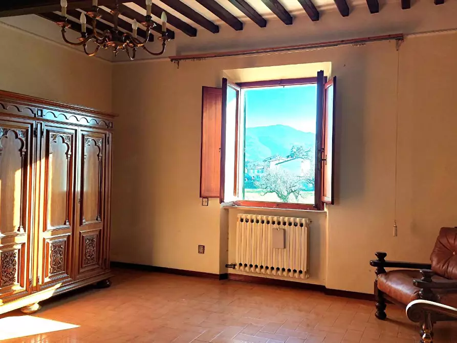 Immagine 16 di Palazzo in vendita  a San Giuliano Terme