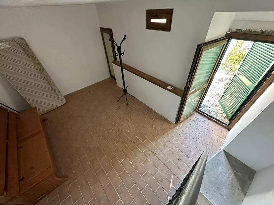 Immagine 21 di Casa semindipendente in vendita  a La Spezia