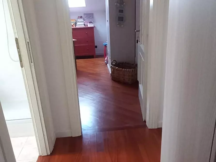 Immagine 20 di Casa bifamiliare in vendita  a Carrara