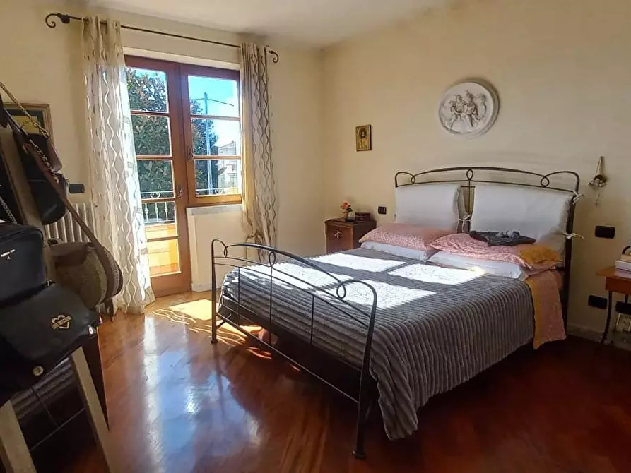 Immagine 13 di Casa bifamiliare in vendita  a Carrara