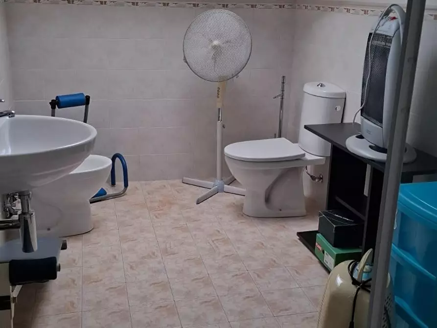 Immagine 23 di Casa bifamiliare in vendita  a Carrara