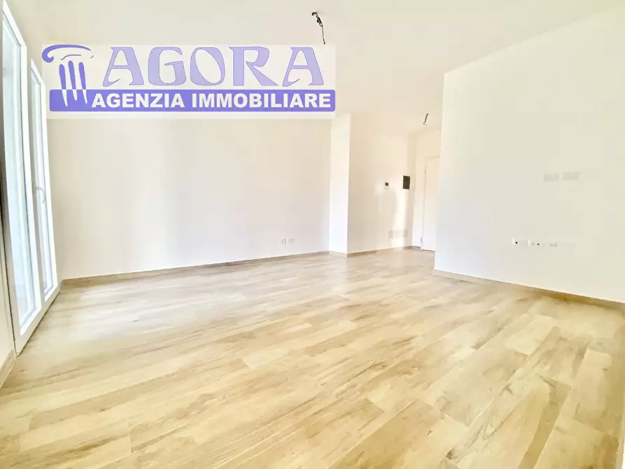 Immagine 13 di Appartamento in vendita  a Sermoneta