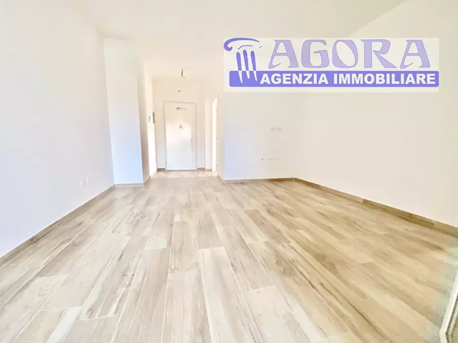 Immagine 10 di Appartamento in vendita  a Sermoneta