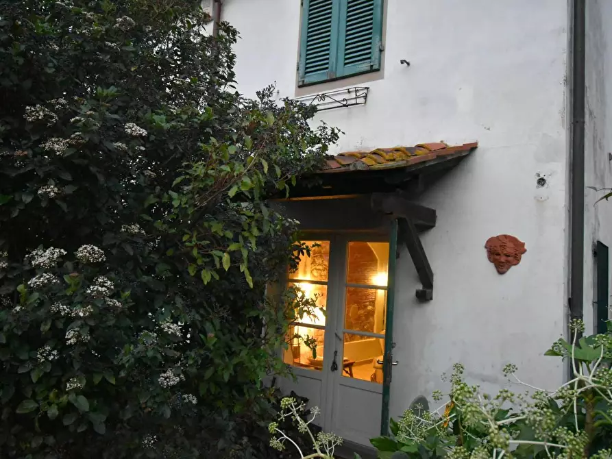 Immagine 33 di Terratetto in vendita  a Massarosa