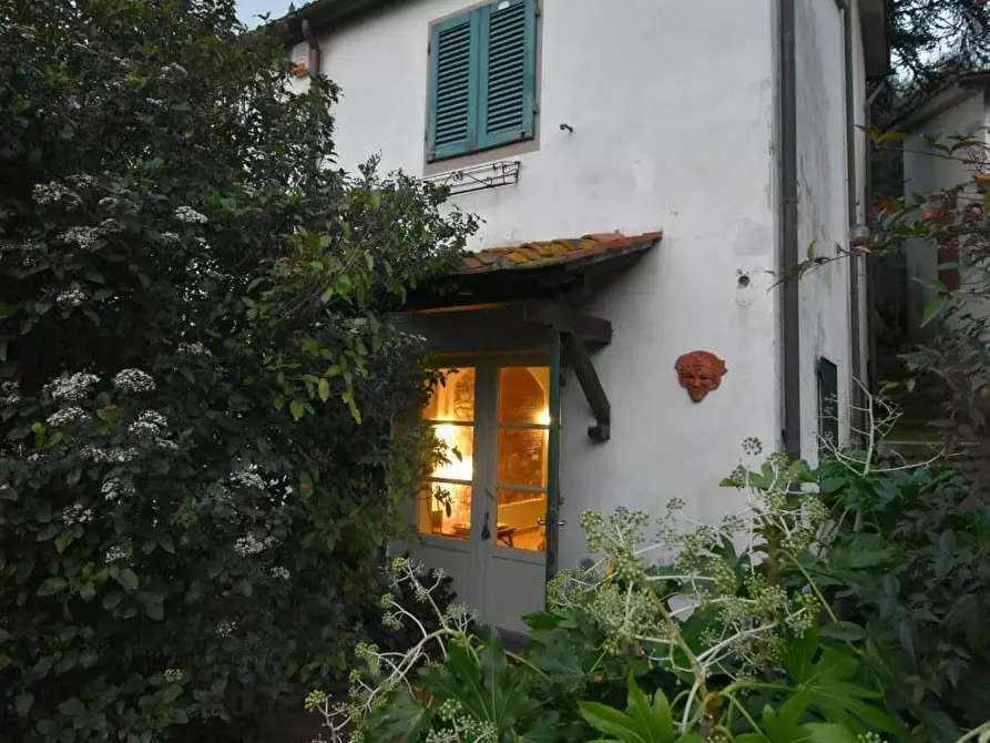 Immagine 1 di Terratetto in vendita  a Massarosa