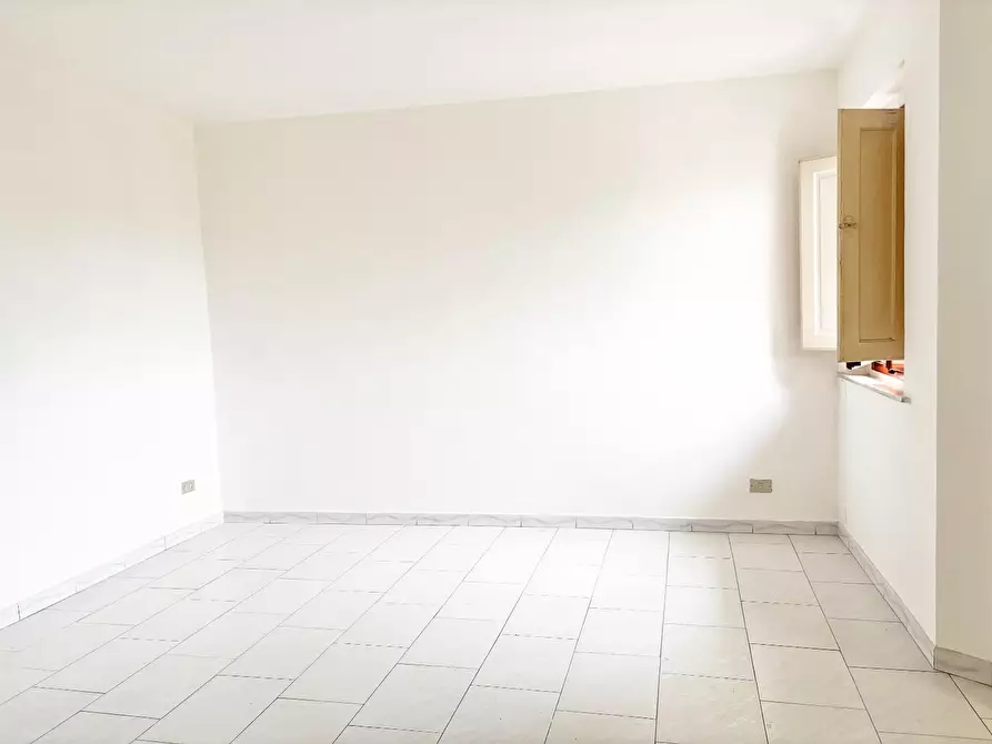 Immagine 13 di Appartamento in vendita  a Empoli