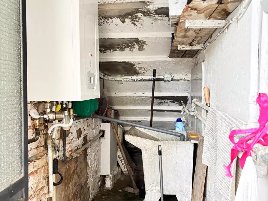 Immagine 15 di Appartamento in vendita  a Empoli