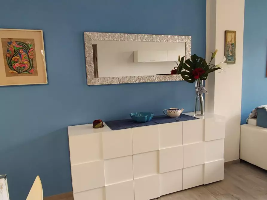 Immagine 19 di Appartamento in vendita  a Viareggio