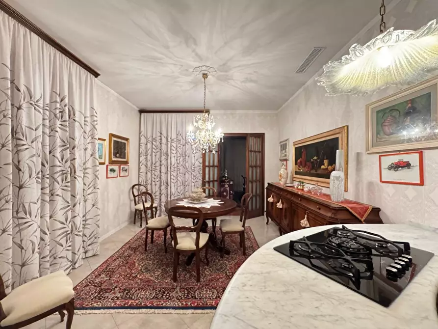 Immagine 15 di Villa in vendita  a Vinci