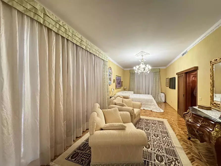 Immagine 14 di Villa in vendita  a Vinci