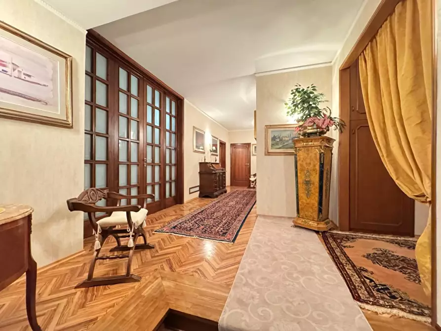 Immagine 21 di Villa in vendita  a Vinci