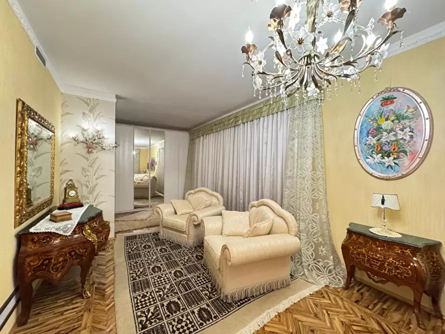 Immagine 8 di Villa in vendita  a Vinci