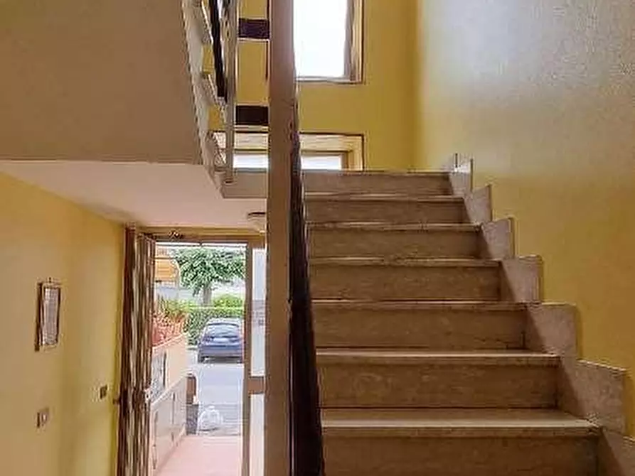 Immagine 26 di Appartamento in vendita  a Viareggio