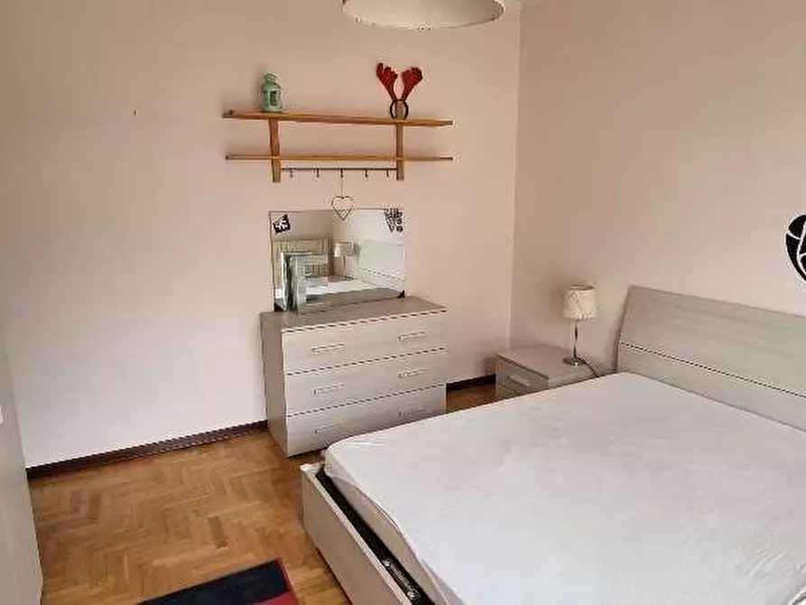 Immagine 14 di Appartamento in vendita  a Viareggio