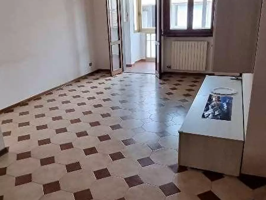 Immagine 25 di Appartamento in vendita  a Viareggio