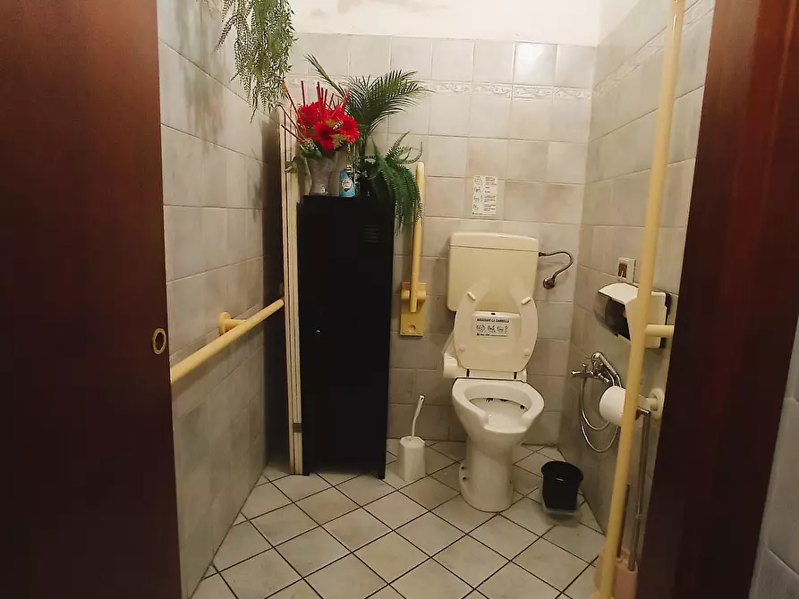 Immagine 6 di Bar / Ristorante in vendita  a Pisa