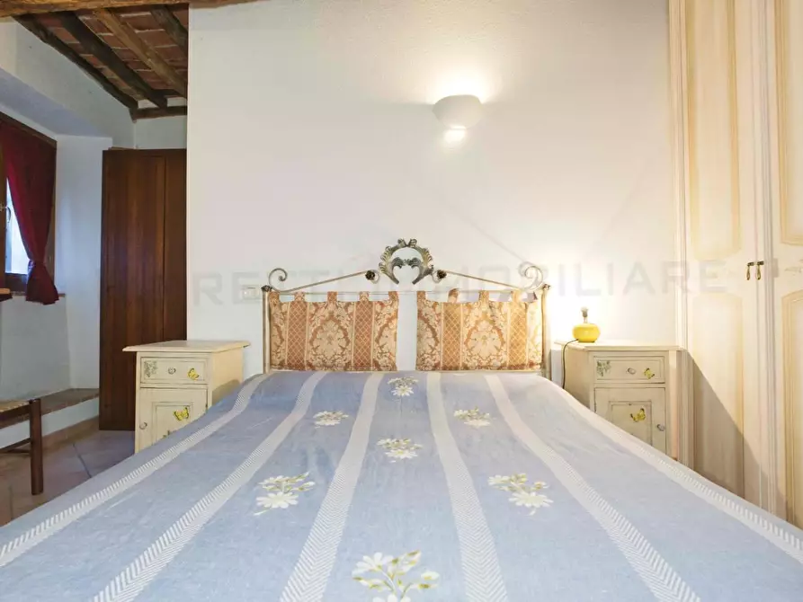 Immagine 13 di Appartamento in vendita  a Campiglia Marittima