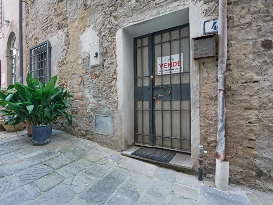 Immagine 18 di Appartamento in vendita  a Campiglia Marittima