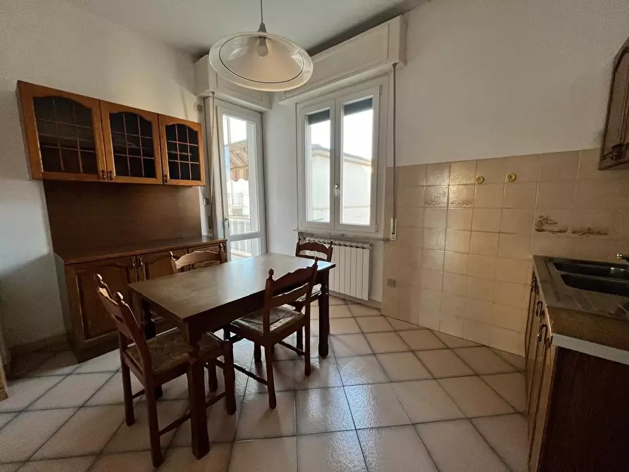 Immagine 4 di Appartamento in vendita  a Pisa