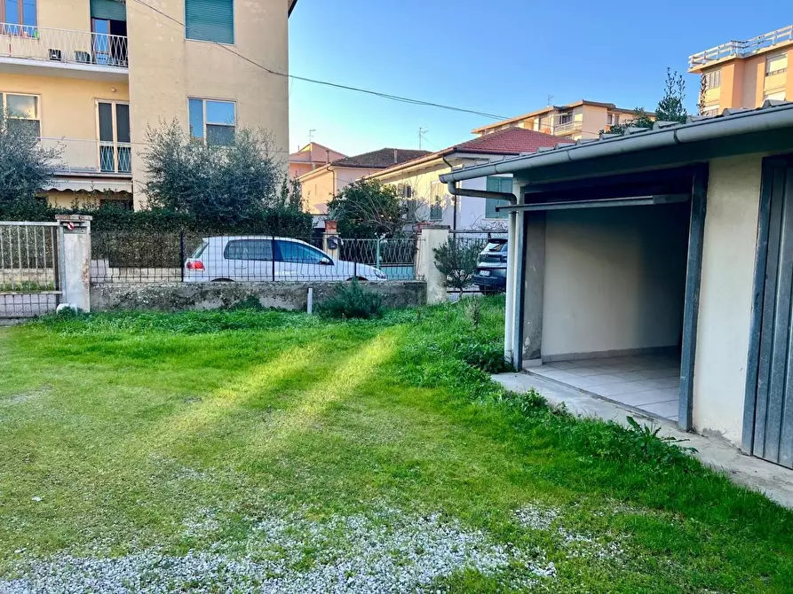 Immagine 32 di Appartamento in vendita  a Pisa