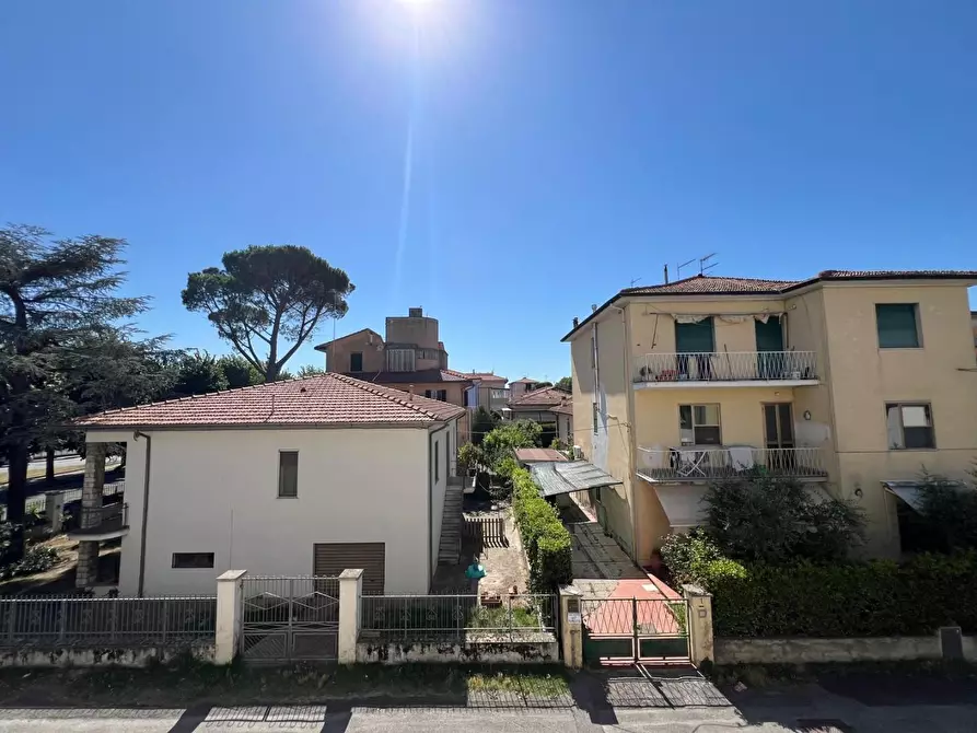 Immagine 15 di Appartamento in vendita  a Pisa