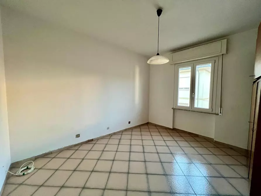 Immagine 23 di Appartamento in vendita  a Pisa