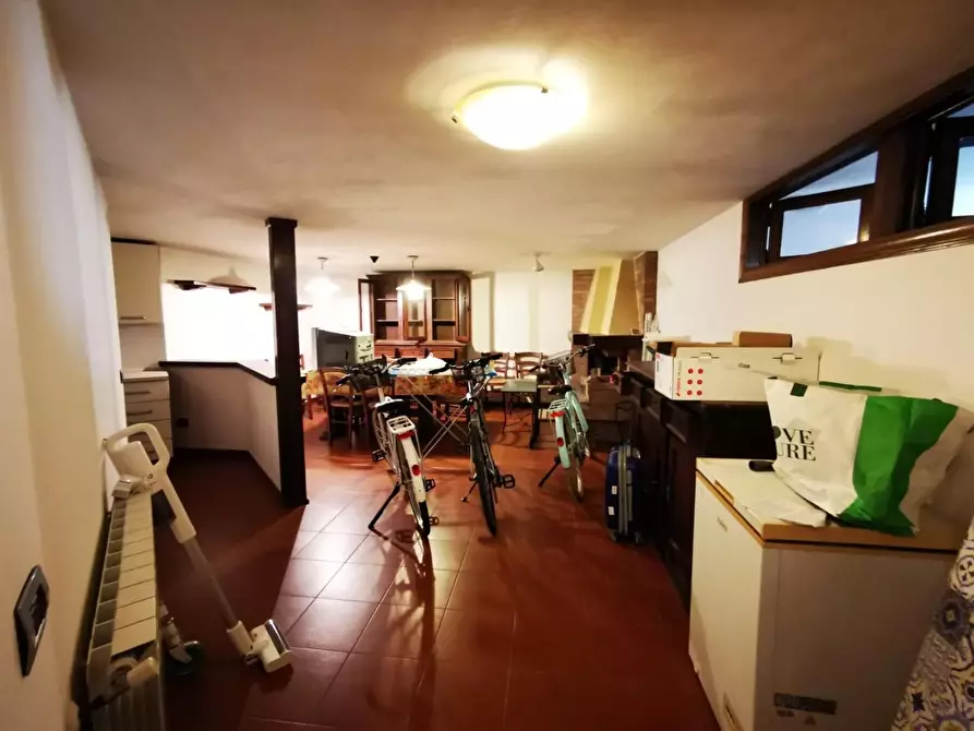 Immagine 26 di Villetta a schiera in vendita  a Pietrasanta