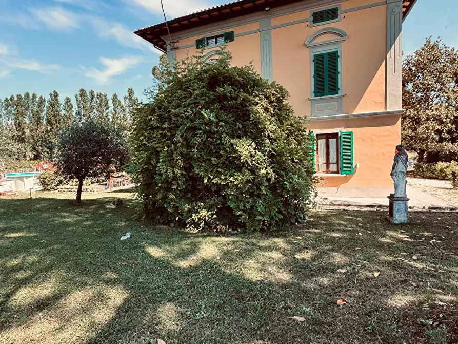 Immagine 21 di Villa in vendita  a Fucecchio