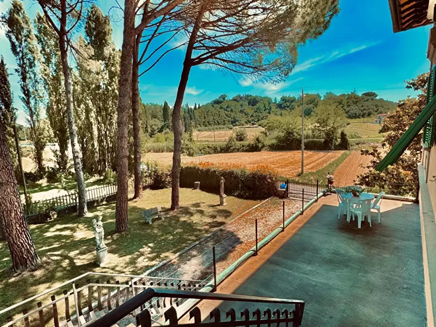 Immagine 8 di Villa in vendita  a Fucecchio