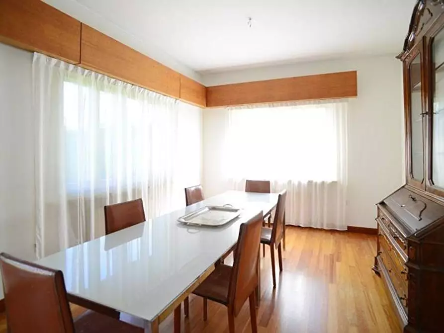 Immagine 25 di Villa in vendita  a Viareggio