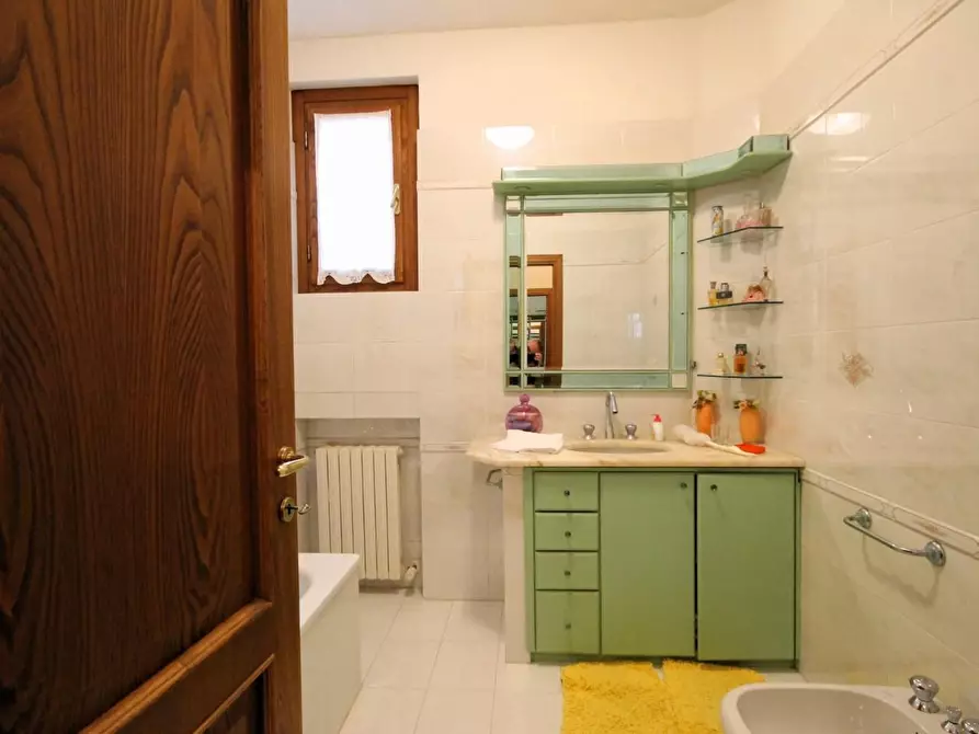 Immagine 38 di Villa in vendita  a Montecarlo