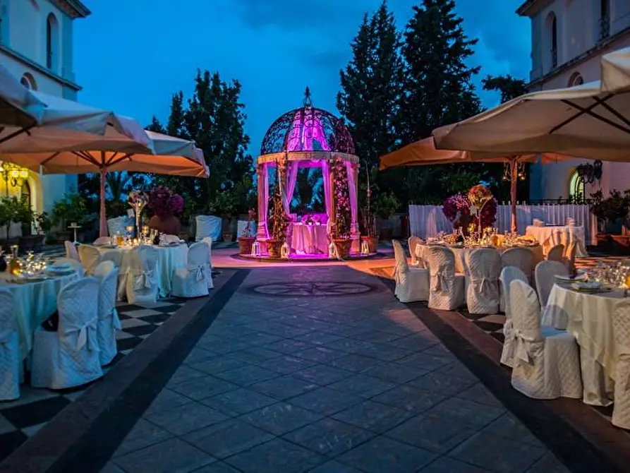 Immagine 3 di Palazzo in vendita  a Pisa