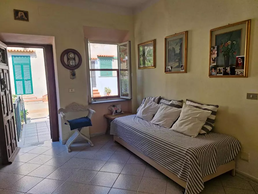 Immagine 7 di Appartamento in vendita  a Rio Marina