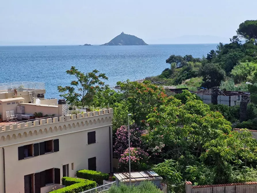 Immagine 6 di Appartamento in vendita  a Rio Marina