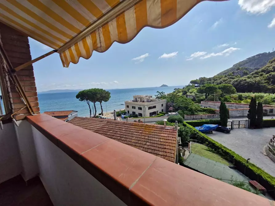 Immagine 1 di Appartamento in vendita  a Rio Marina