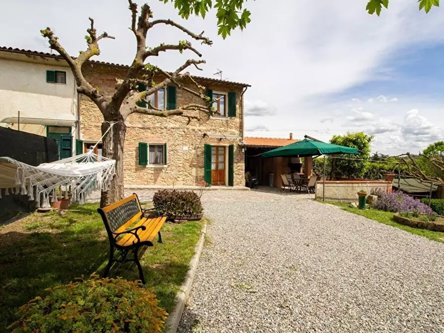 casa indipendente in vendita a Crespina Lorenzana