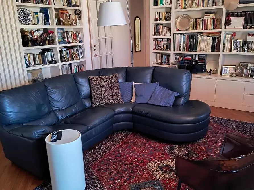 Immagine 33 di Villa in vendita  a Pisa