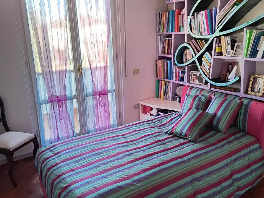 Immagine 47 di Villa in vendita  a Pisa