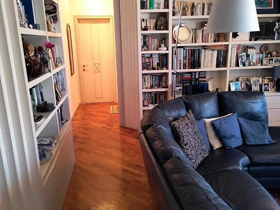 Immagine 34 di Villa in vendita  a Pisa