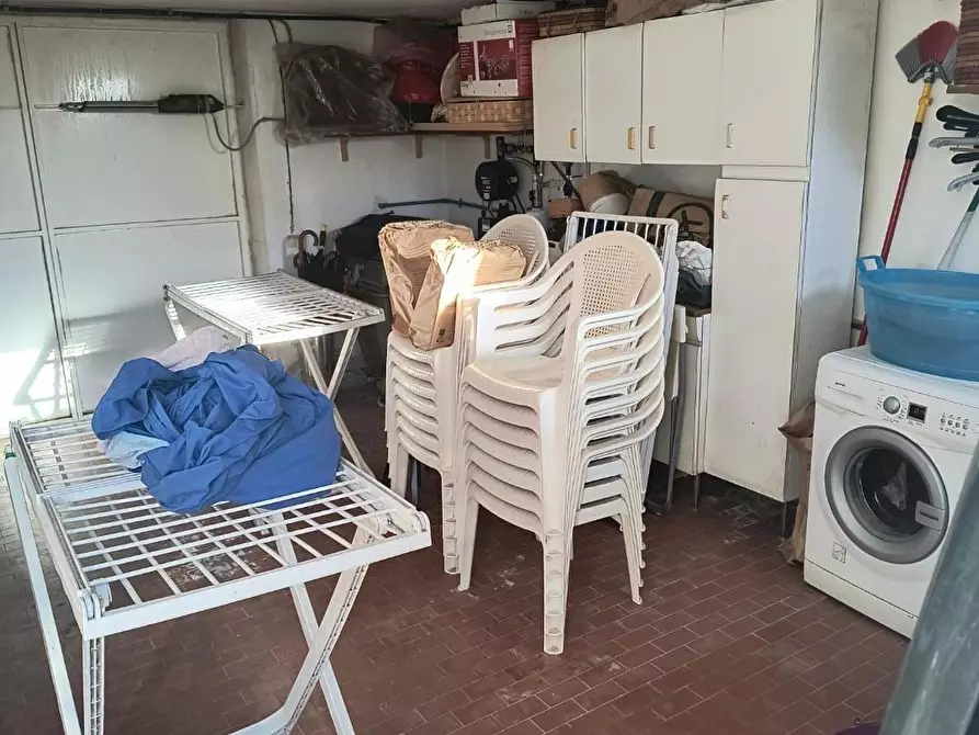 Immagine 56 di Villa in vendita  a Pisa