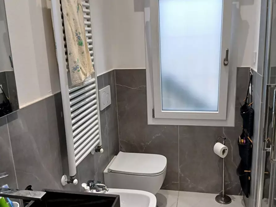 Immagine 17 di Appartamento in affitto  a Pisa