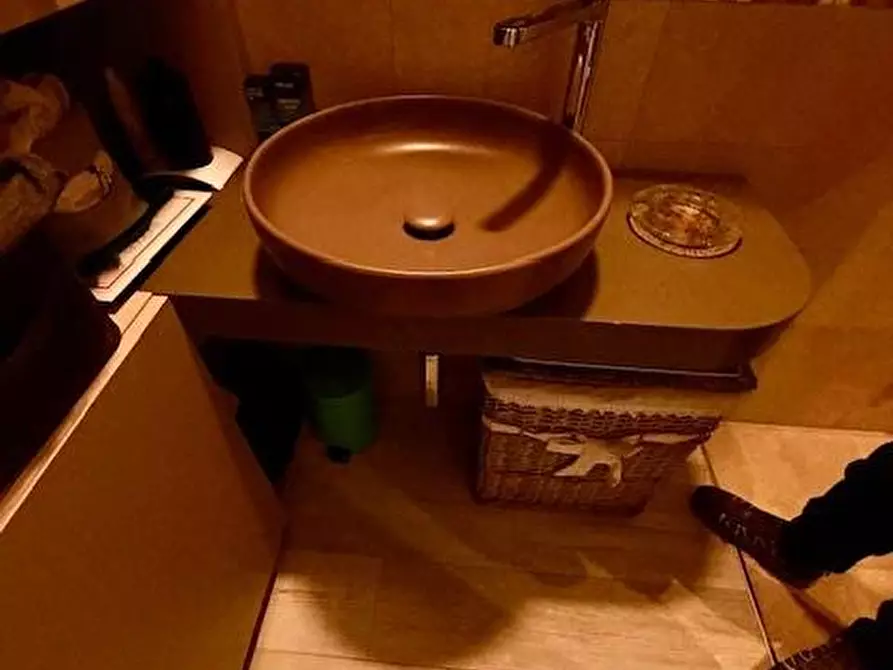 Immagine 15 di Villa in vendita  a Camaiore