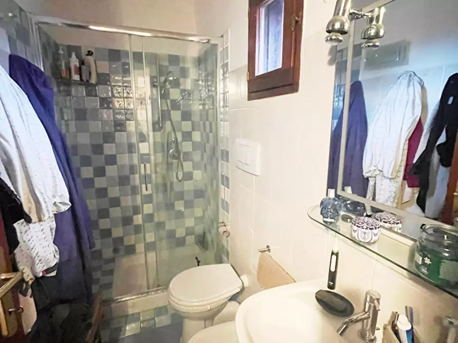 Immagine 19 di Appartamento in vendita  a Vicopisano