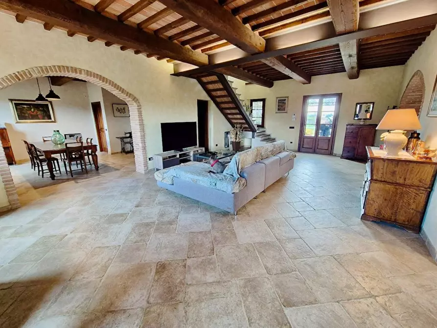 Immagine 15 di Rustico / casale in vendita  a Cascina