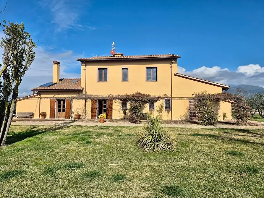 Immagine 10 di Rustico / casale in vendita  a Cascina