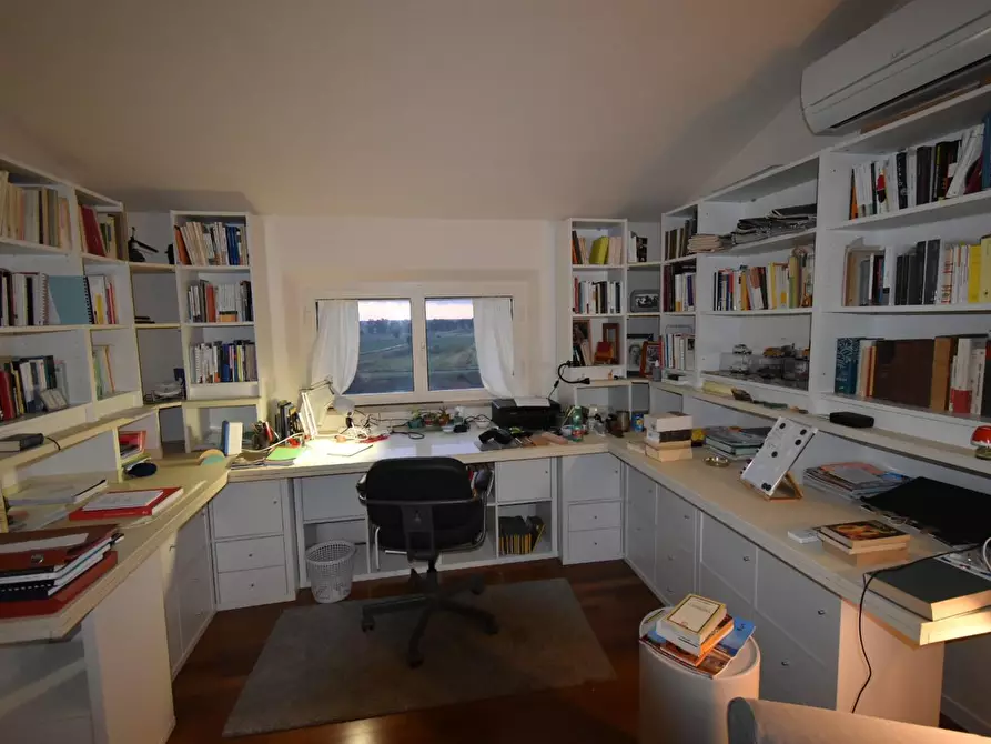 Immagine 27 di Terratetto in vendita  a Vecchiano