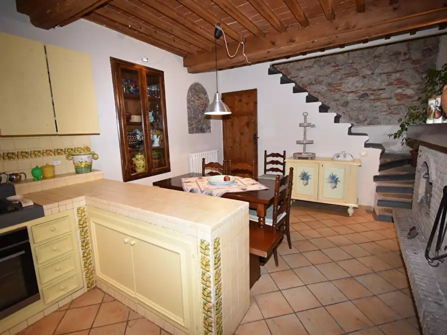 Immagine 1 di Terratetto in vendita  a Vecchiano