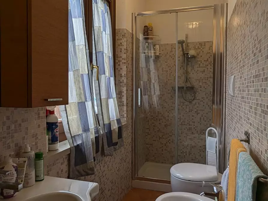 Immagine 17 di Casa indipendente in vendita  a Cerreto Guidi